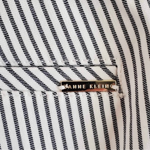 Anne Klein slim crop pull on pants stripped 10 - Picture 7 of 11